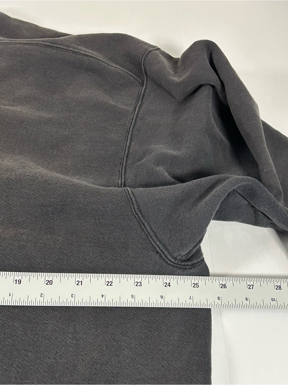 Polo by Ralph Lauren Black Sweatshirt with red Logo Tag - Picture 7 of 8